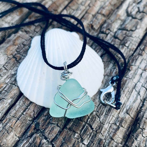 Maui Love Triangle Seaglass Necklace - Picture 2 of 7